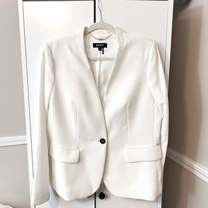 DKNY WHITE BLAZER